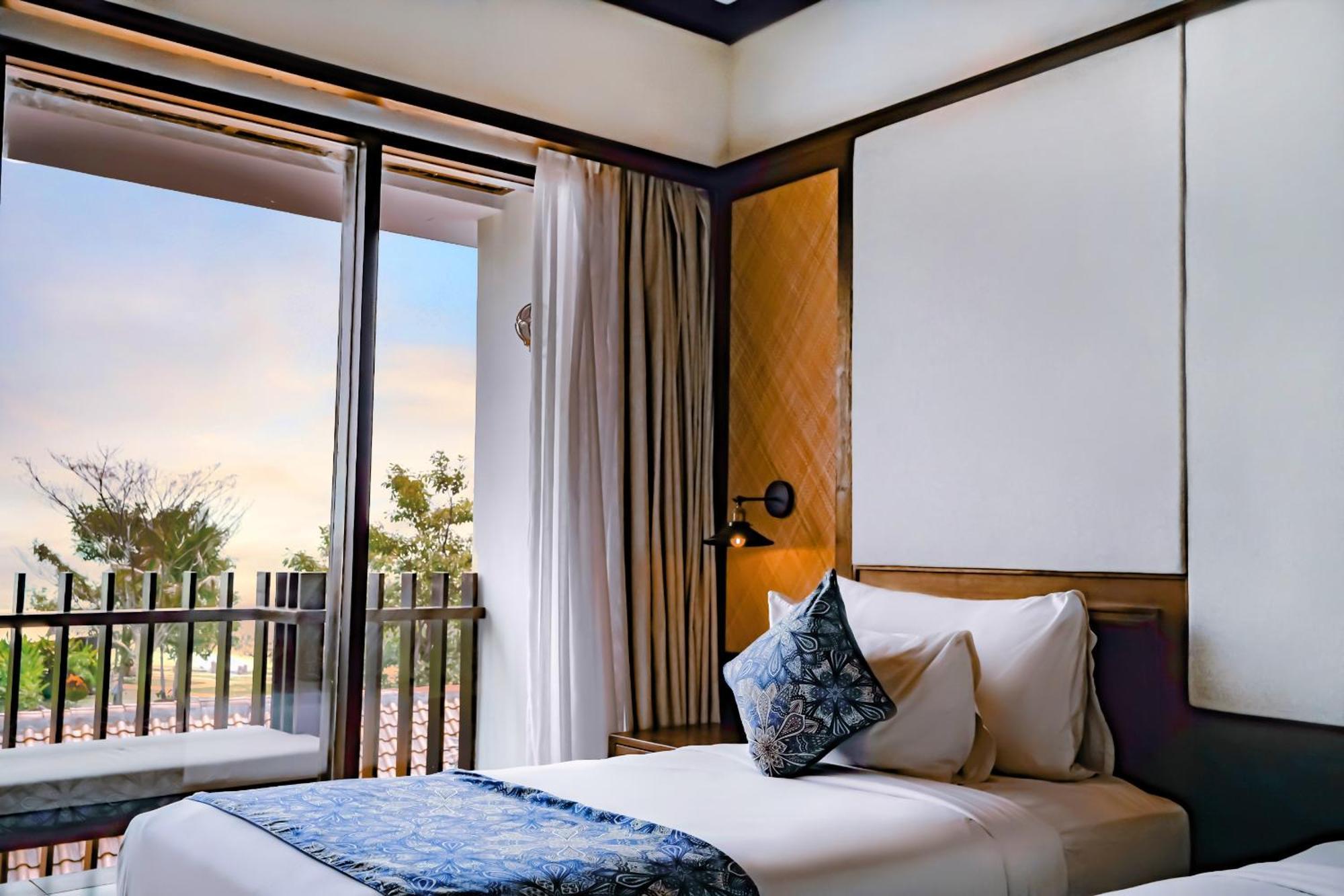Lovina Beach Club & Resort Exterior photo