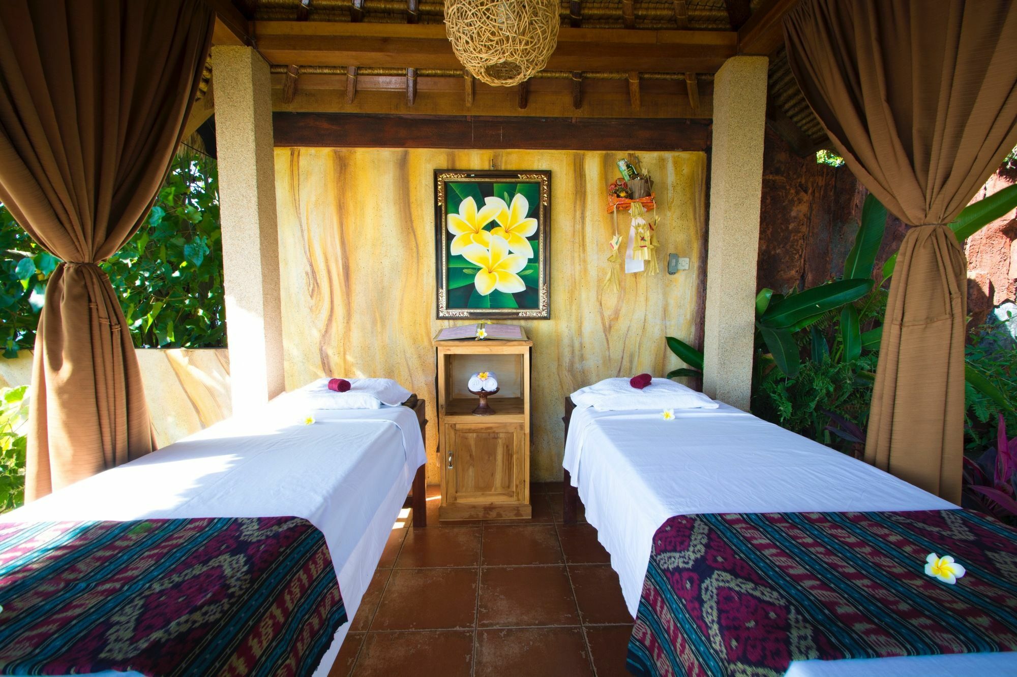 Lovina Beach Club & Resort Exterior photo